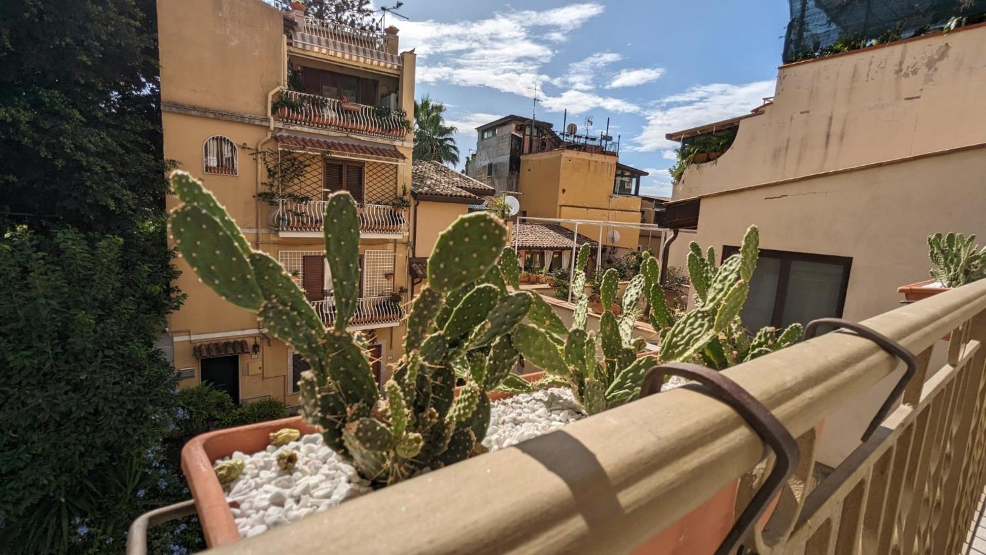 Opuntia Charming Rooms Taormina Exterior foto